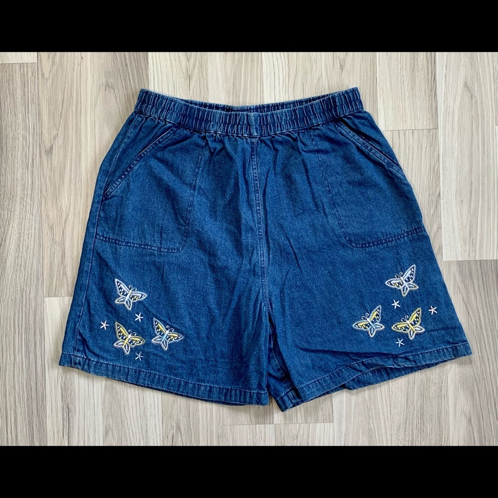 90s K.T. Sport Butterfly Embroidered Jean Shorts